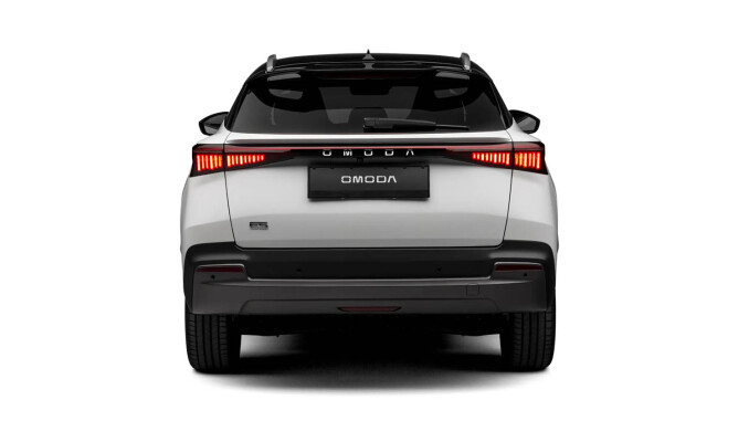 Omoda 5 155kW Knight 61kWh 5dr Auto Electric Estate - Image 2